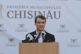 Igor Gîrlea despre construcția unui centru de gestionare a deșeurilor în Chișinău: Carp și Coșeru încearcă să economisească bani din contul sănătății și confortul a peste 1 mln de cetățeni